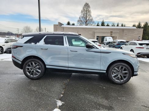 New 2026 Land Rover Range Rover Velar Dynamic SE image 6