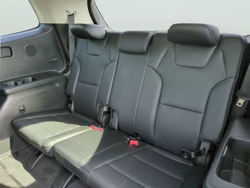 Used 2023 Kia Telluride SX Prestige AWD/4WD image 16