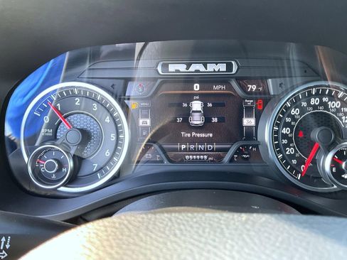 Used 2023 RAM 1500 Laramie image 15