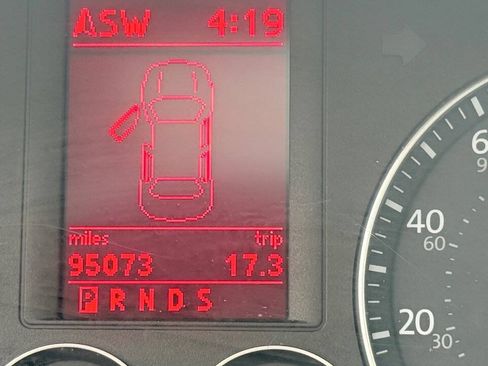 Used 2009 Volkswagen Eos Lux FWD image 46