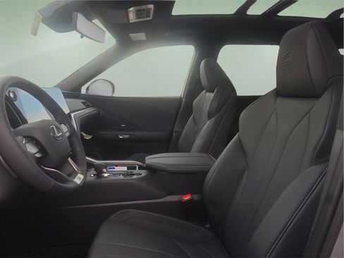 New 2026 Lexus TX 500h AWD image 19