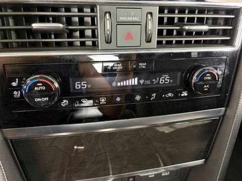 Used 2023 INFINITI QX80 Sensory w/ Cargo Package AWD/4WD image 17