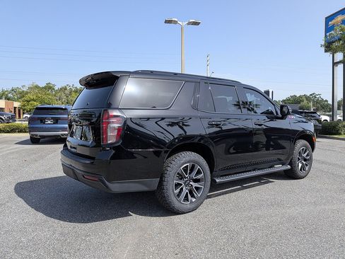 Certified 2023 Chevrolet Tahoe Z71 w/ Luxury Package AWD/4WD image 3