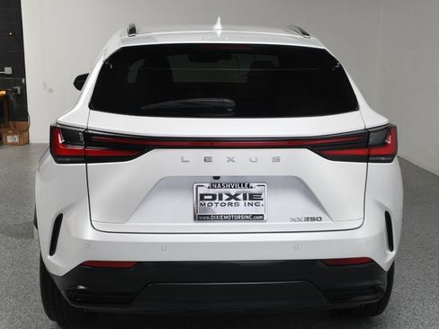 Used 2025 Lexus NX 250 FWD w/ Towing Package (2000 Lbs) image 10