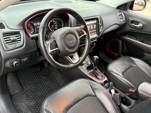 Used 2018 Jeep Compass Trailhawk w/ Navigation Group image 14