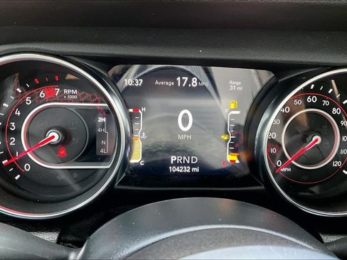 Used 2020 Jeep Wrangler Unlimited Rubicon w/ Quick Order Package 28Y Recon AWD/4WD image 2