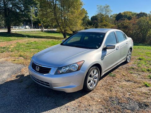 Used 2010 Honda Accord EX image 5