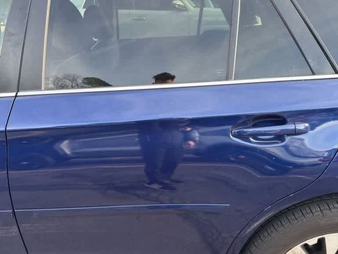 Used 2015 Subaru Outback 2.5i Limited image 11