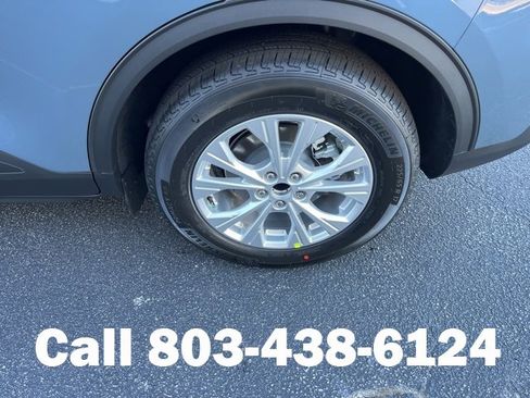 New 2026 Ford Escape Active image 19