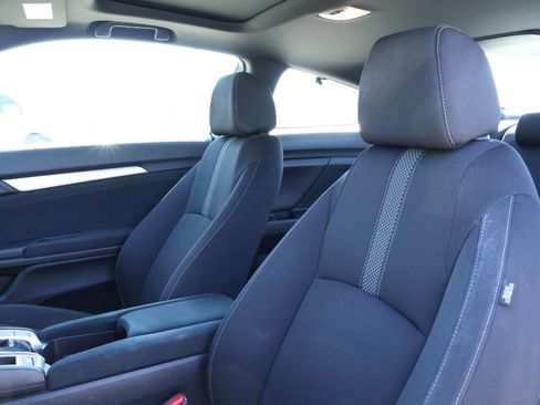 Used 2019 Honda Civic EX image 11