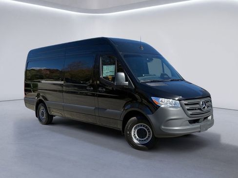 New 2026 Mercedes-Benz Sprinter 2500 image 2