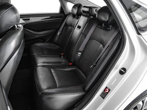 Used 2017 Genesis G80 3.8 image 36