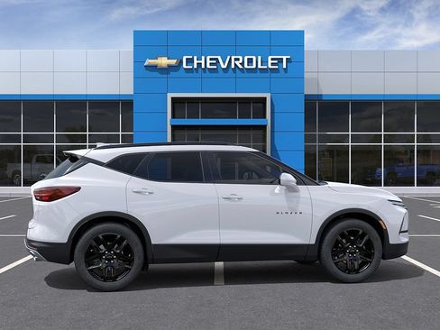 New 2026 Chevrolet Blazer LT w/ Convenience Package AWD/4WD image 5