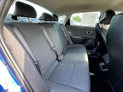 Used 2025 Kia K4 FWD image 25