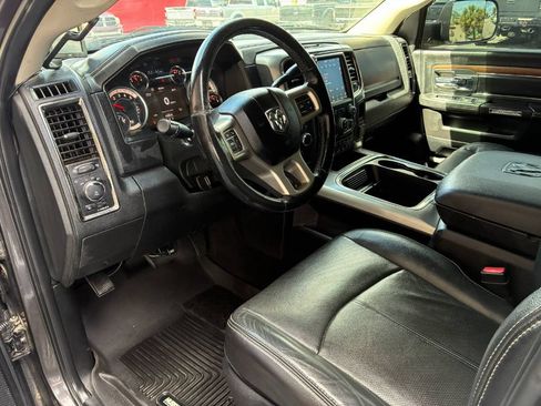 Used 2018 RAM 2500 Laramie w/ Sport Appearance Group AWD/4WD image 10