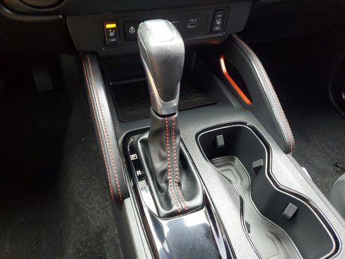 Used 2022 Nissan Frontier Pro-X image 24