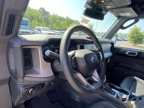 New 2026 Ford Bronco Outer Banks AWD/4WD image 9