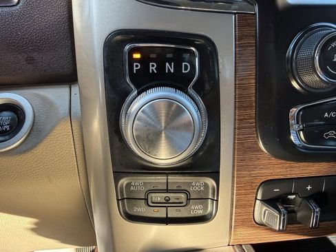 Used 2015 RAM 1500 Laramie w/ Convenience Group image 44