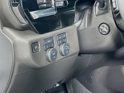 Used 2024 Chevrolet Silverado 1500 LTZ AWD/4WD image 10