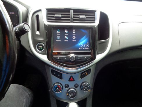 Used 2017 Chevrolet Sonic Premier image 16