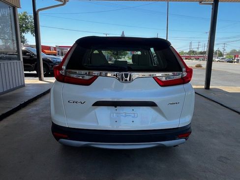 Used 2017 Honda CR-V LX image 5