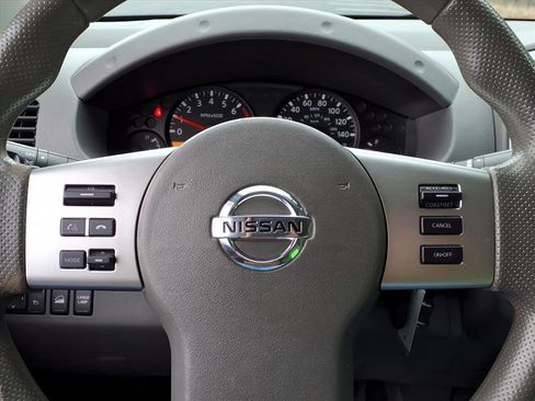 Used 2018 Nissan Frontier SV image 21