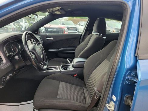 Used 2023 Dodge Charger SXT RWD image 23
