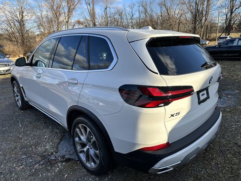 New 2026 BMW X5 xDrive40i w/ Premium Package image 4