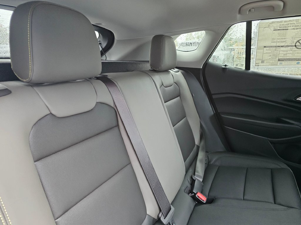 New 2026 Chevrolet Trax ACTIV w/ Driver Confidence Package FWD image 13