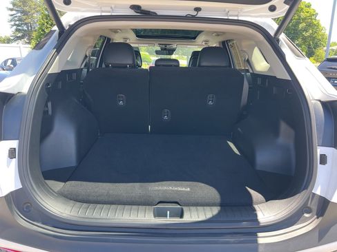 Used 2025 Kia Sportage EX w/ Premium Package FWD image 31