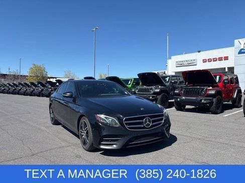 Used 2019 Mercedes-Benz E 300 4MATIC image 2