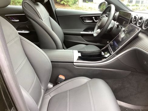 Used 2024 Mercedes-Benz C 300 4MATIC Sedan image 5