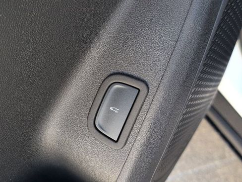 New 2026 Chevrolet Traverse LT w/ Driver Confidence Package image 18