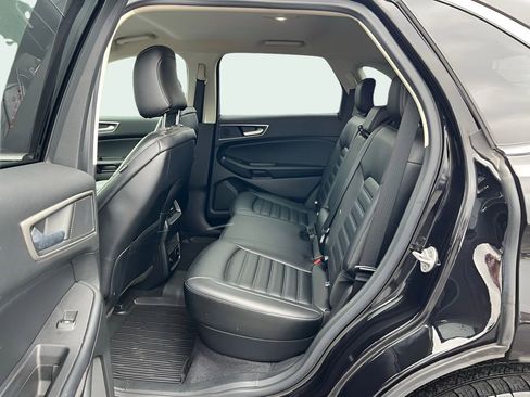 Used 2022 Ford Edge SEL w/ Convenience Package AWD/4WD image 11