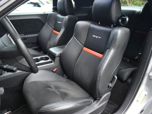 Used 2008 Dodge Challenger SRT8 image 2