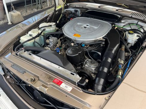 Used 1987 Mercedes-Benz 560 SL image 44