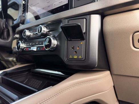 New 2026 Ford F350 Platinum w/ Platinum Plus Package image 34