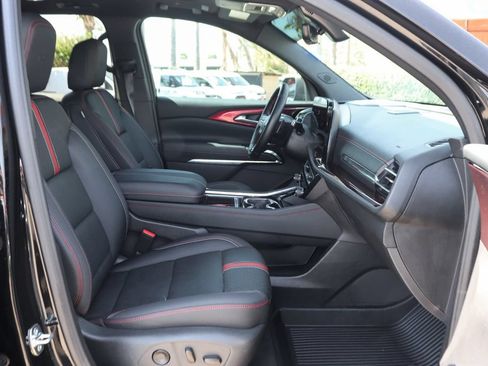 Used 2026 Chevrolet Traverse RS w/ LPO, Floor Liner Package FWD image 45