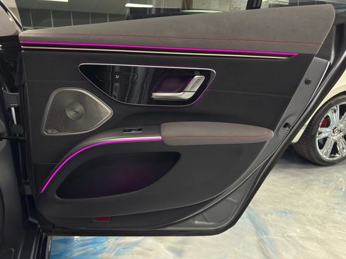 Used 2022 Mercedes-Benz EQS 580 4MATIC Sedan image 16