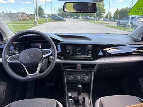 Used 2022 Volkswagen Taos S AWD/4WD image 18