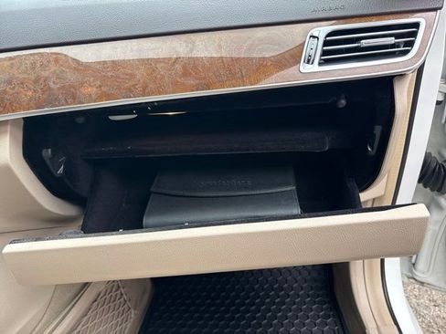 Used 2014 Mercedes-Benz E 350 Sedan image 61