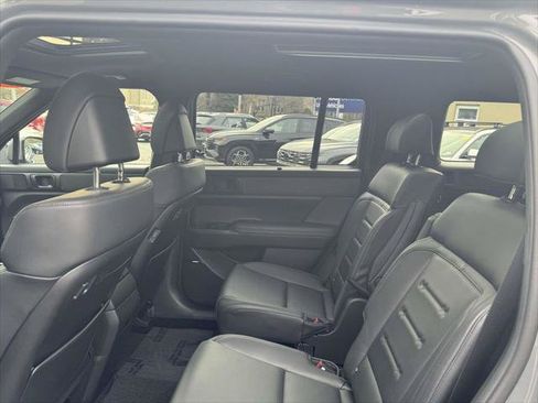 Used 2024 Hyundai Santa Fe Calligraphy AWD/4WD image 13