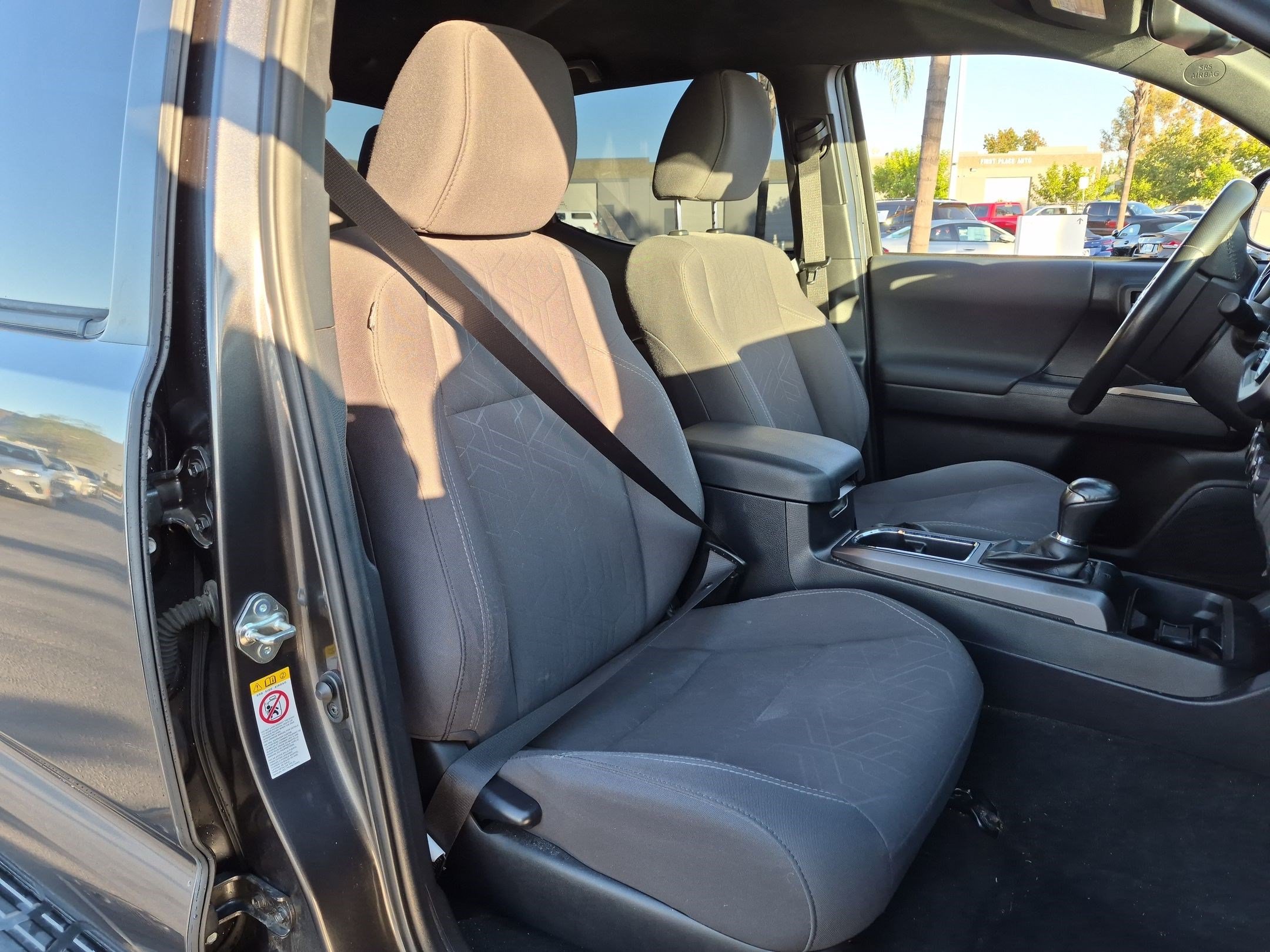 Used 2018 Toyota Tacoma TRD Off-Road w/ Technology Package RWD image 30