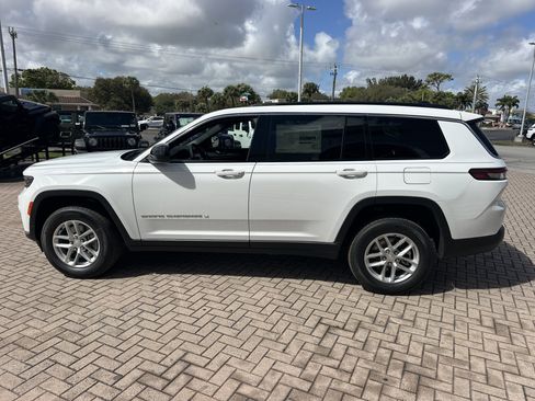 New 2026 Jeep Grand Cherokee L Laredo RWD image 11