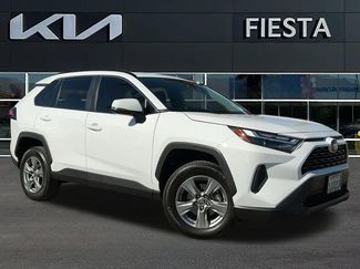 Used 2024 Toyota RAV4 XLE video 1