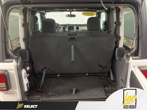 Used 2021 Jeep Wrangler Sport AWD/4WD image 19