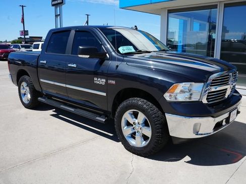 Used 2017 RAM 1500 Big Horn AWD/4WD image 32