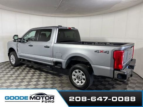 Certified 2024 Ford F250 XLT image 5