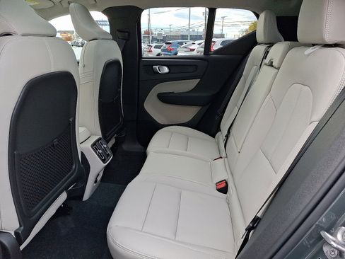 New 2026 Volvo XC40 B5 Ultra w/ Climate Package image 5