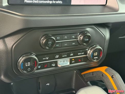 Used 2024 Ford Bronco Badlands AWD/4WD image 31